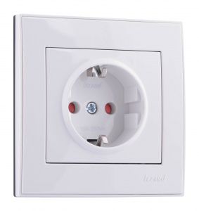 Розетка с защитой от детей, белый Lezard RAIN (703-0288-124B) купити