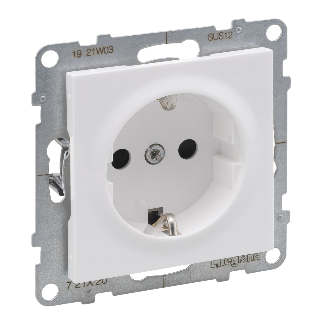 Розетка із з/к та шторками (пруж.клеми) 16А/250V Legrand SUNO 721120 білий купити