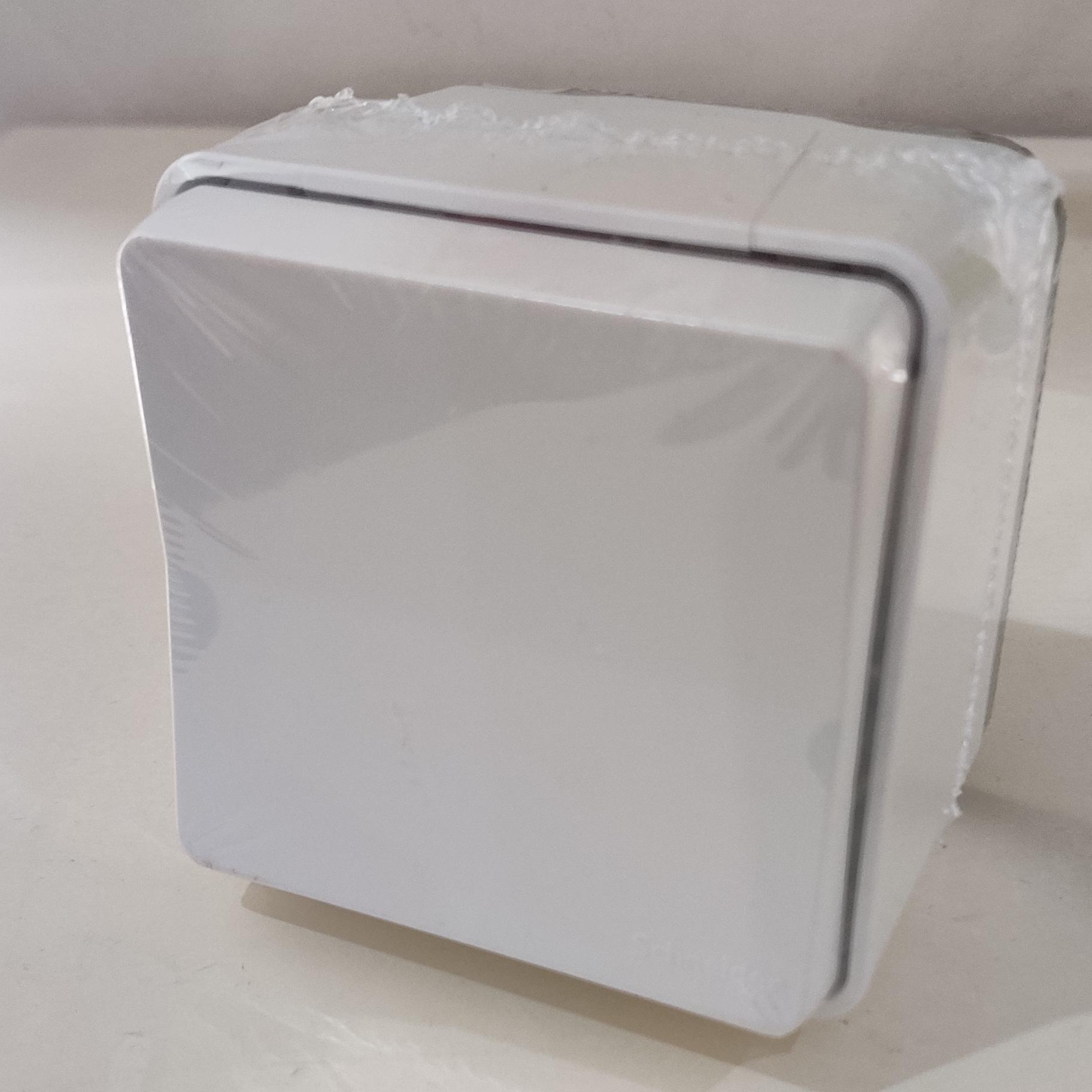 Перемикач 1-кл в зборі IP55 зовнішній монтаж, білий Mureva Styl Schneider Electric MUR39021 купити
