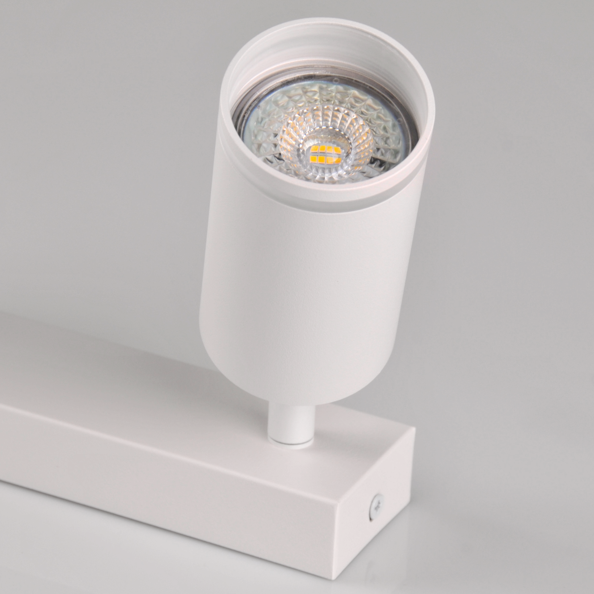 Спот Goldlux 322289 PARIS GU10 2x10W IP20 білий купити