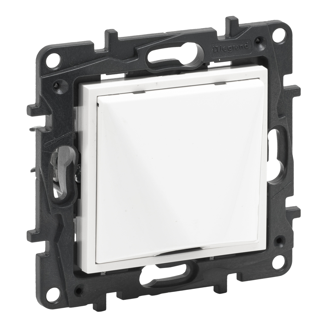 Виведення кабелю з фіксатором IP21 Legrand 863129 NILOE STEP Білий купити